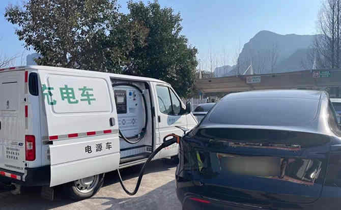 邵东汽车搭电